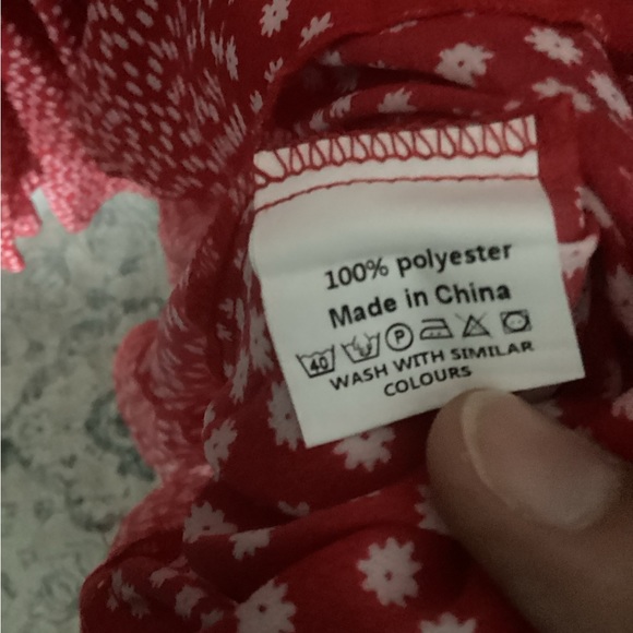 Red tea length surplice dress - Yoins brand - Picture 7 of 7